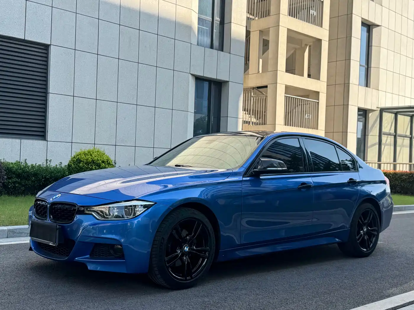 BMW 3 Series 2017 330i M Sport