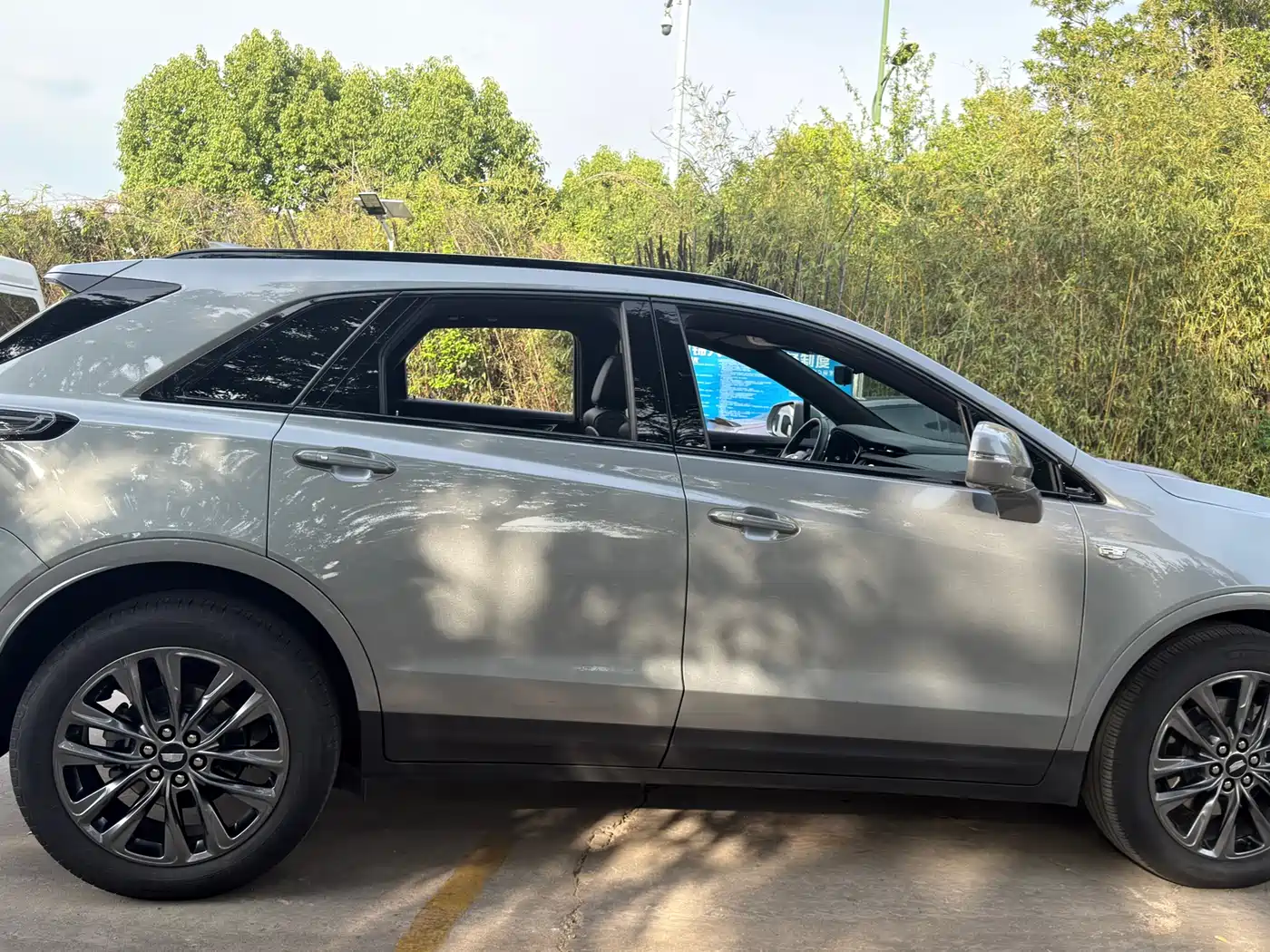Cadillac XT5 2022 2.0T AWD Luxury (Hummingbird Edition) фото 13