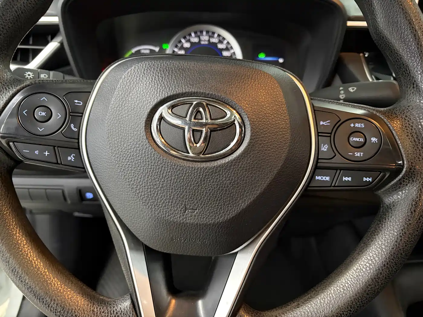 Toyota Levin 2022 Dual Engine 1.8H E-CVT Luxury Edition фото 18