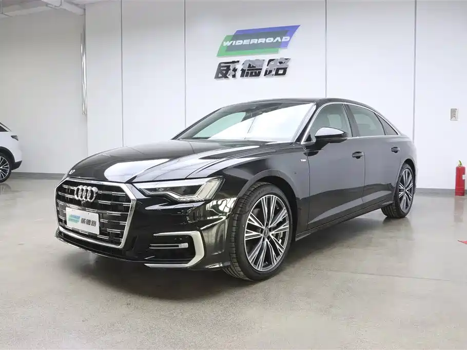 Audi A6L 2024 45 TFSI Premium Dynamic