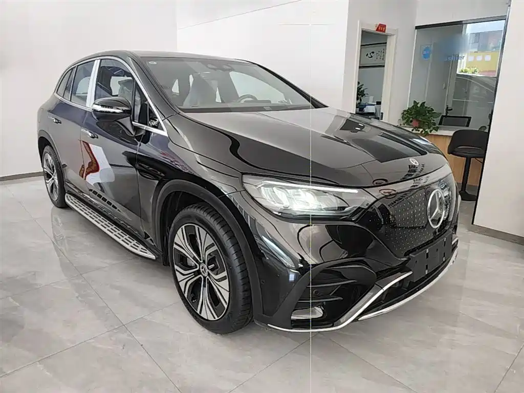 Mercedes-Benz EQE SUV 2024 500 4MATIC Luxury Edition фото 4
