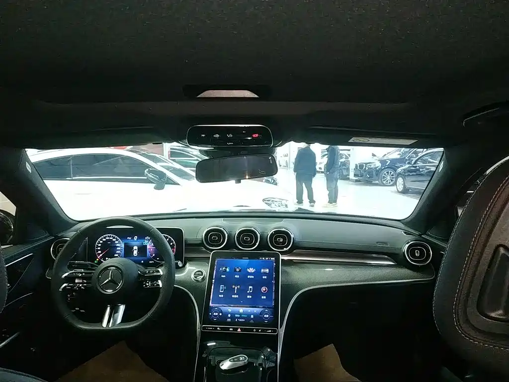 Mercedes-Benz C-Class 2023 C 200 L Sport фото 14