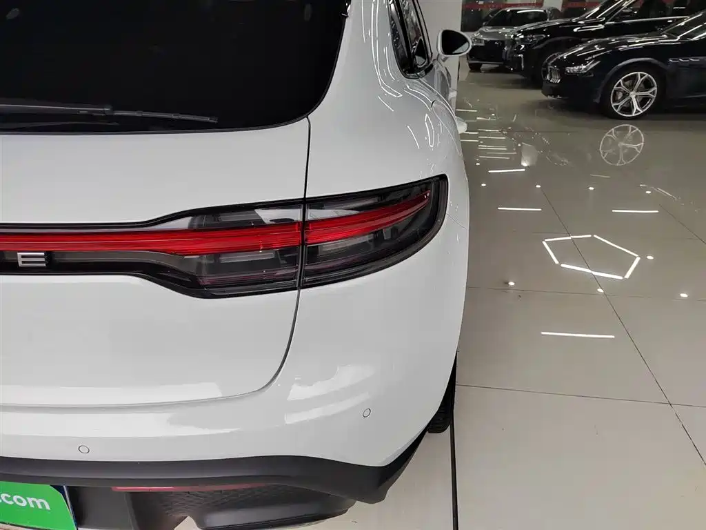 Porsche Macan 2022 Macan 2.0T фото 8