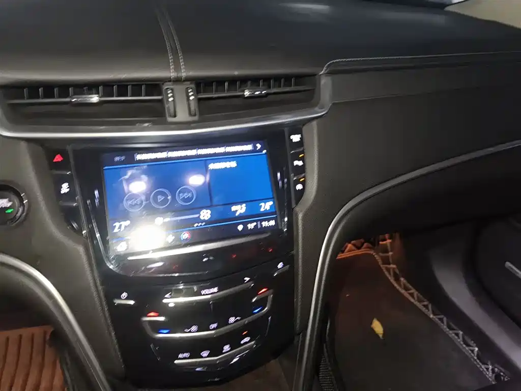 Cadillac XTS 2018 28T Technology фото 9