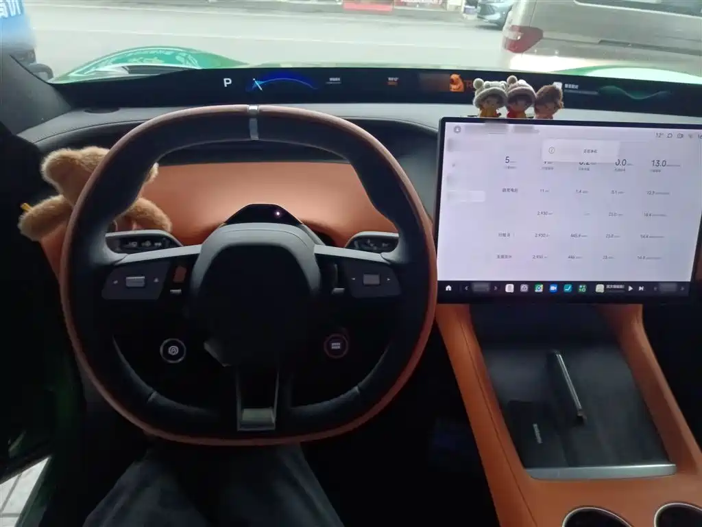 Xiaomi Auto Xiaomi YU7 2025 Extended Range RWD Edition фото 7