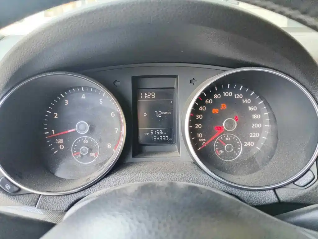 Photo 15 - Volkswagen Golf