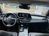 Фото 5 - Lexus ES