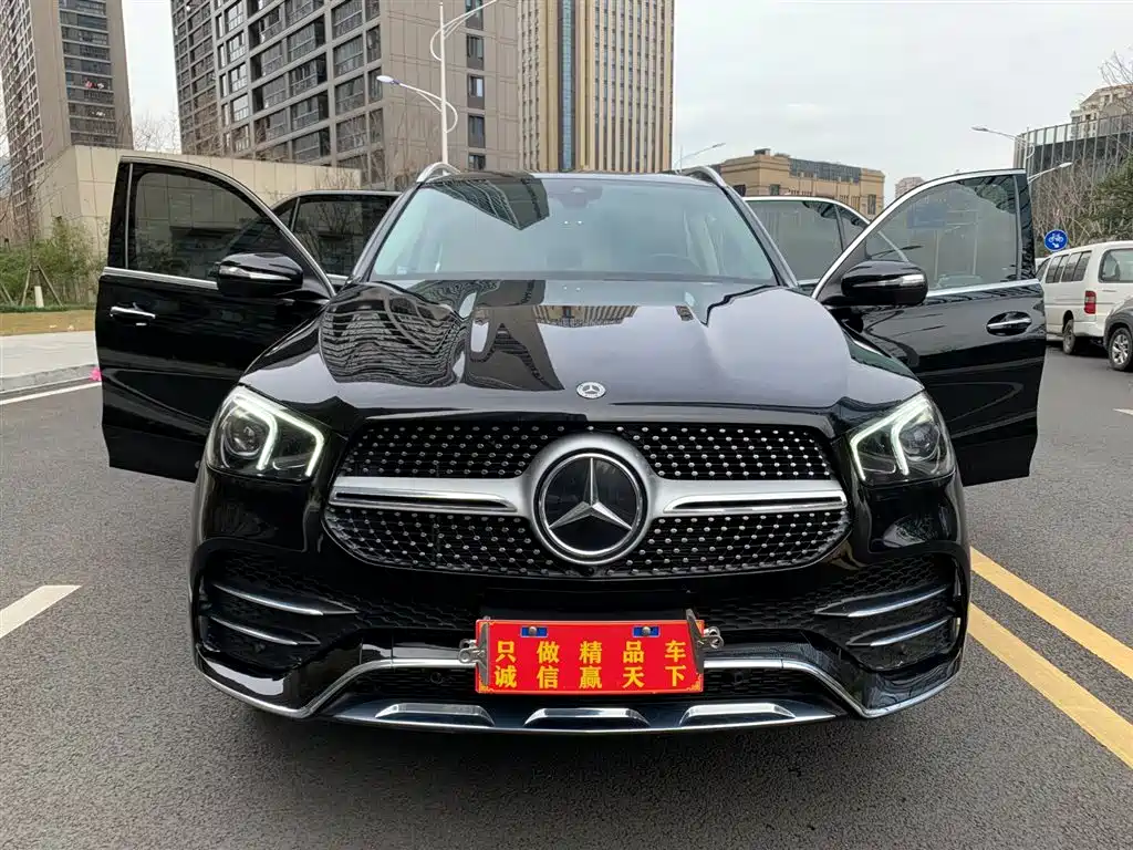 Mercedes-Benz GLE 2021 GLE 350 4MATIC Luxury фото 2