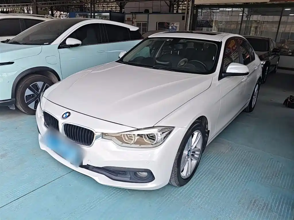 BMW 3 Series 2017 318i Fashion