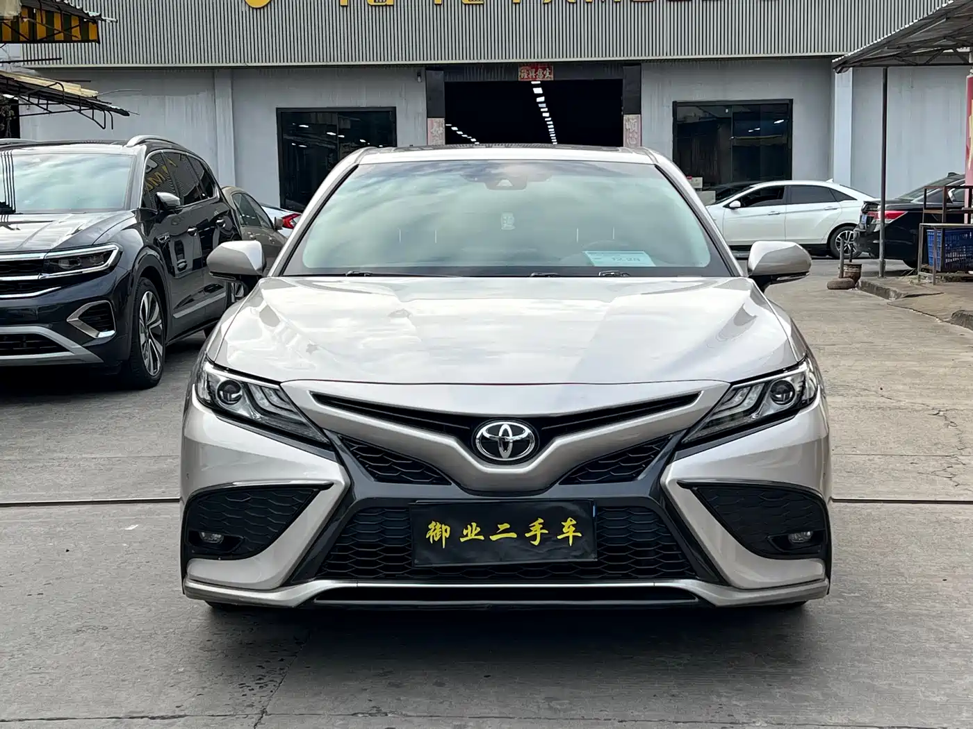 Toyota Camry 2021 2.5S Feng Shang Edition фото 2