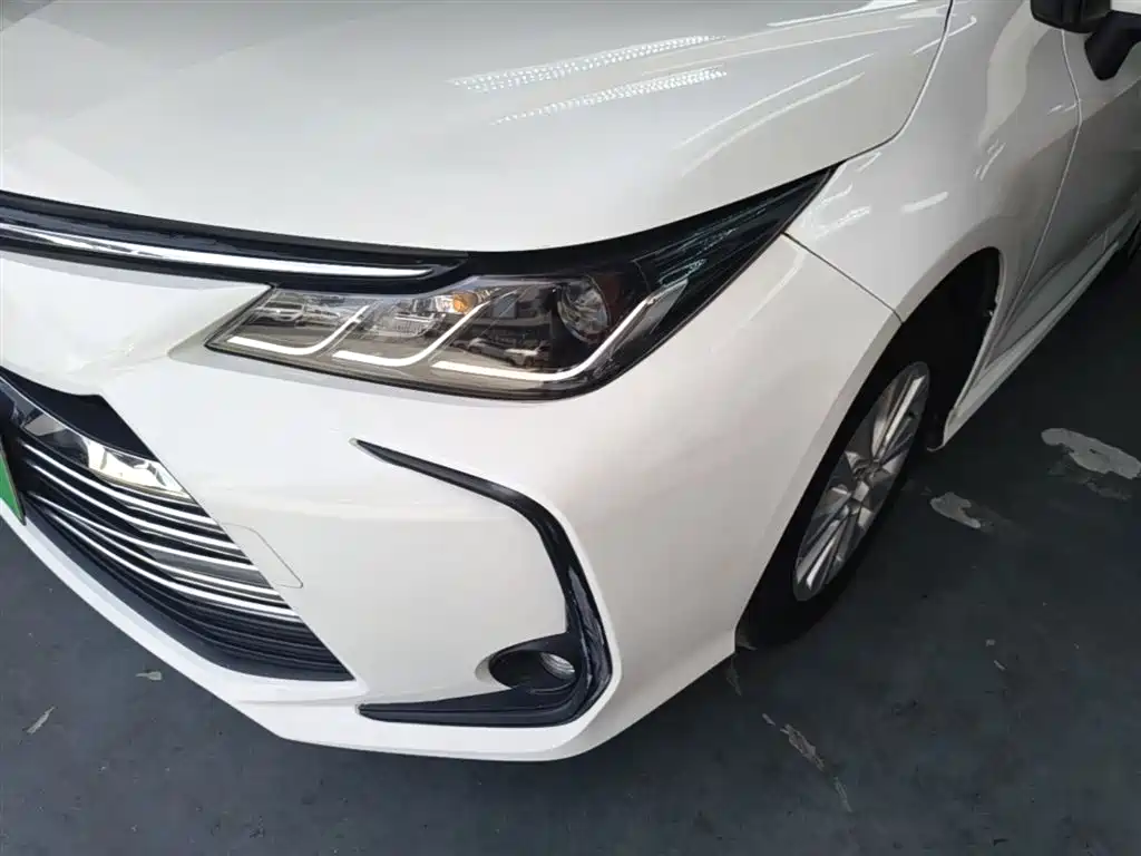 Toyota Corolla 2021 1.2T S-CVT Pioneer Edition фото 24