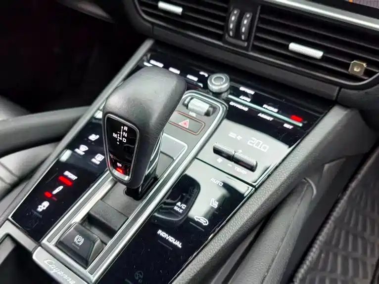 Porsche Cayenne 2019 Cayenne 3.0T фото 14