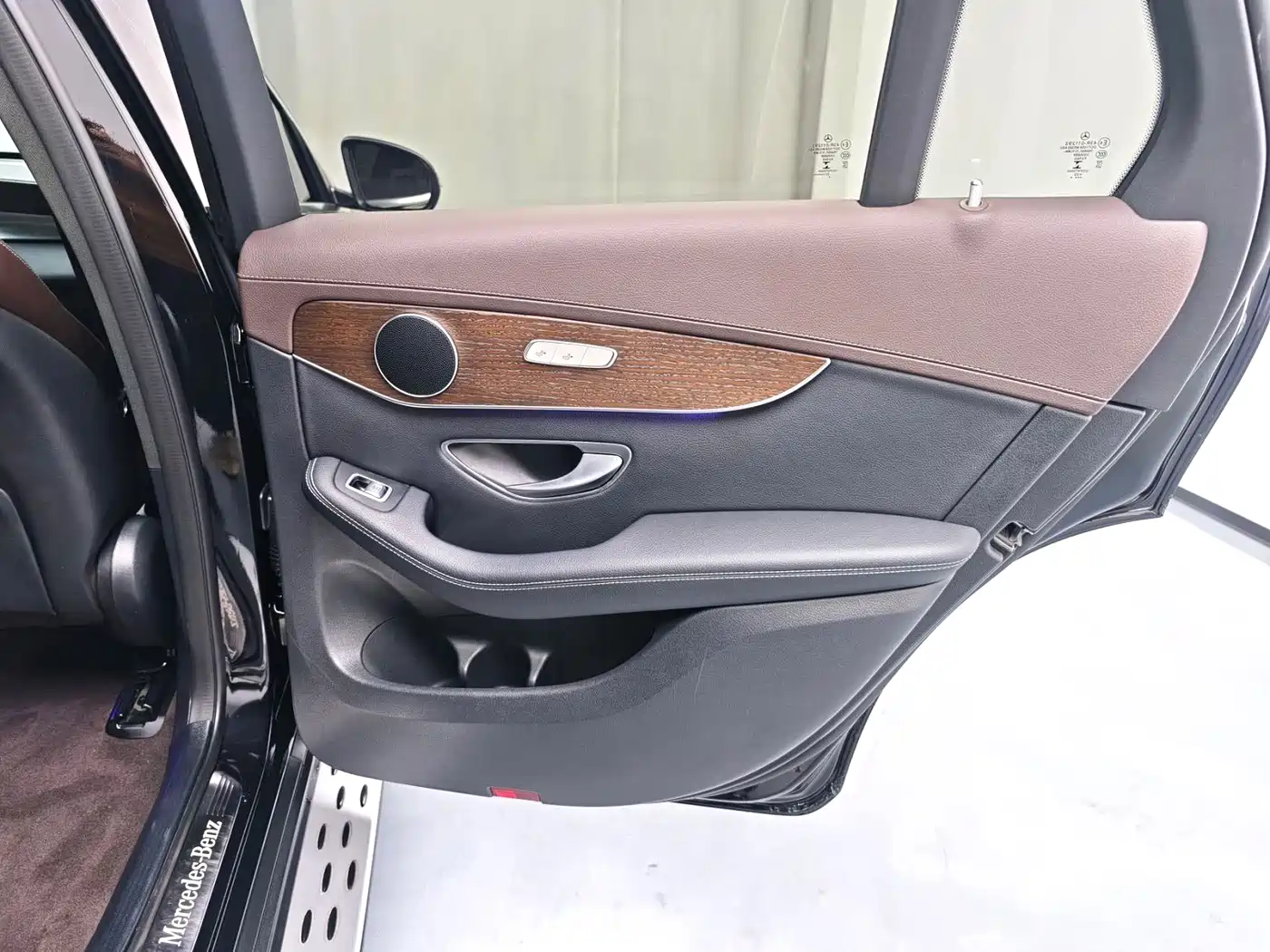 Mercedes-Benz GLC 2022 Model GLC 300 L 4MATIC Dynamic Edition фото 6