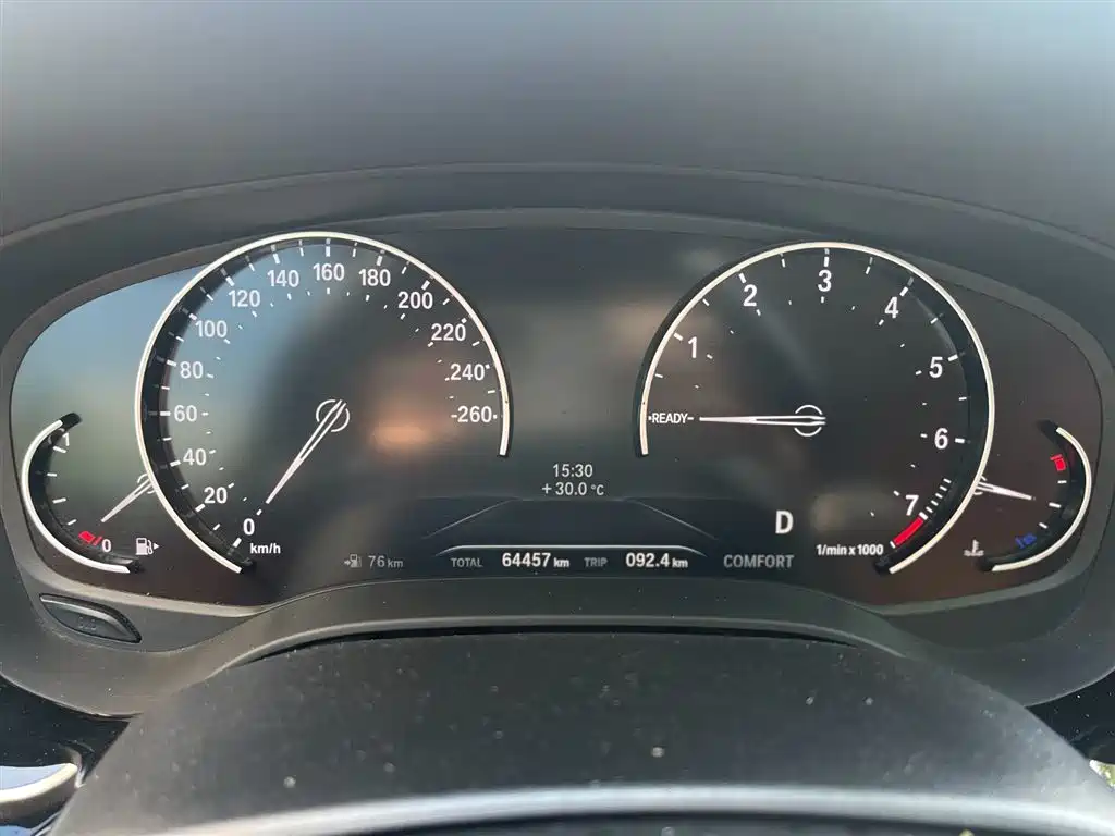 BMW 5 Series 2018 528Li Launch Special Edition фото 18