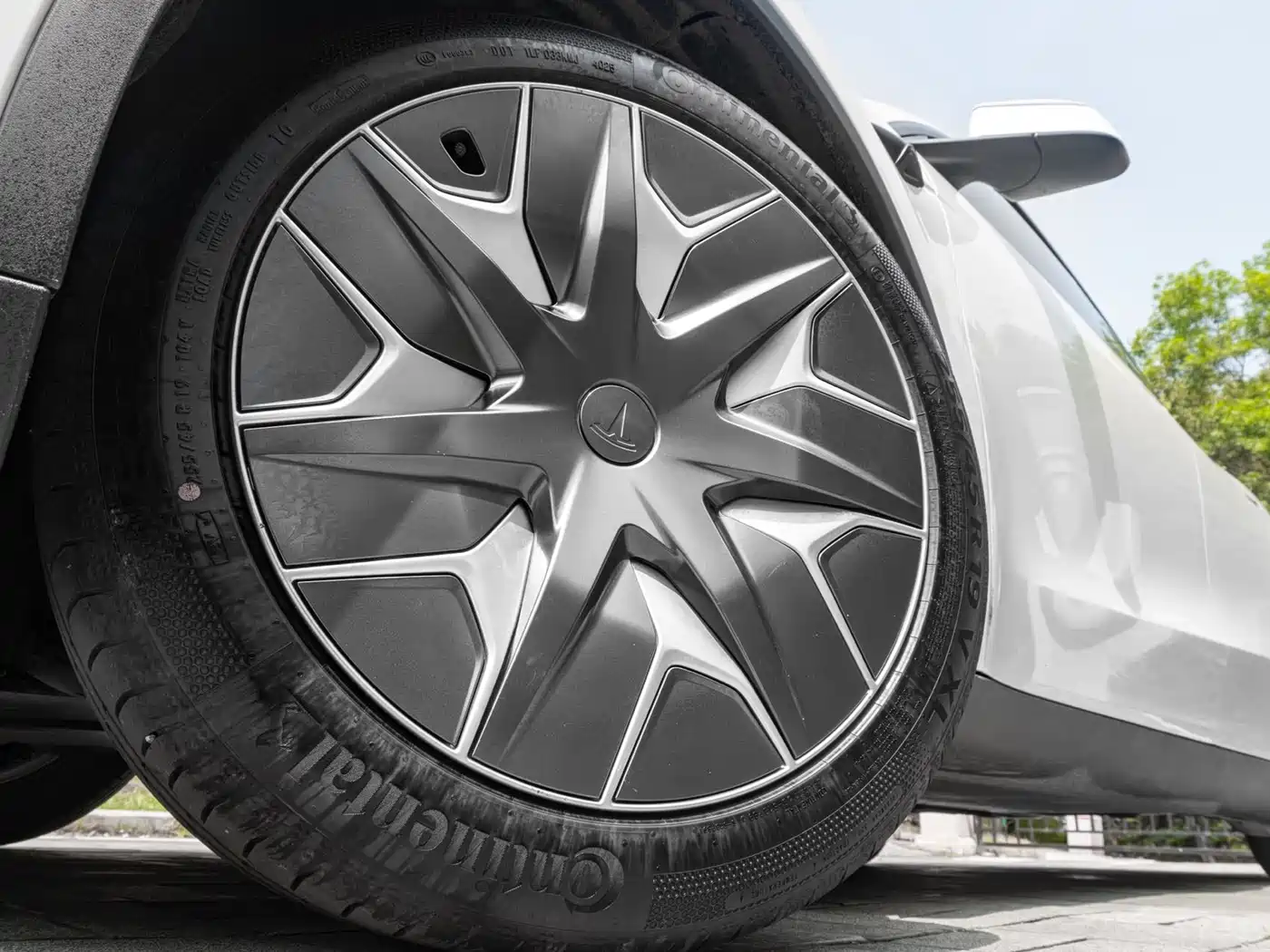 Tesla Model Y L 2025 Facelift Long Range AWD фото 19