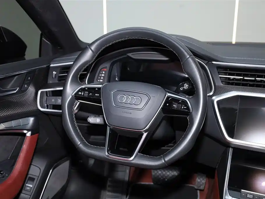AUDI A7L