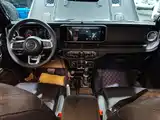Фото 10 - Jeep Wrangler