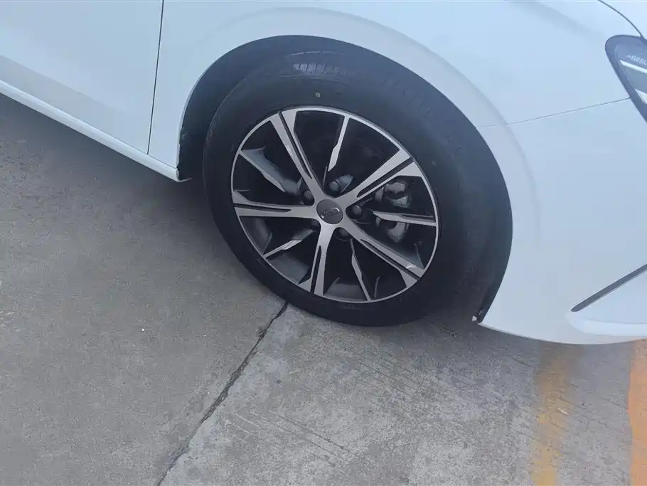 GEELY AUTOMOBILE EMGRAND