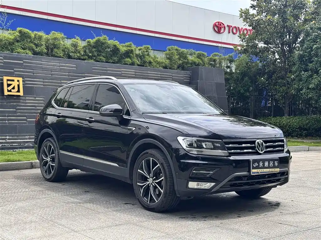 Volkswagen Tiguan L 2019 330TSI Auto 2WD Smart Luxury Edition China V фото 3