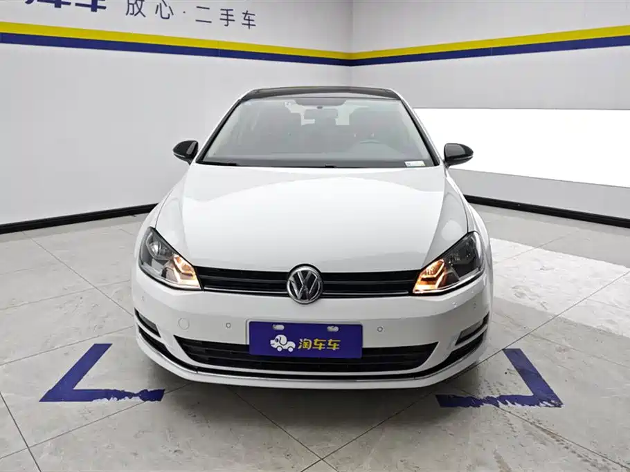 Volkswagen Golf 2017 230TSI Auto Comfort Millionth Anniversary Edition фото 2