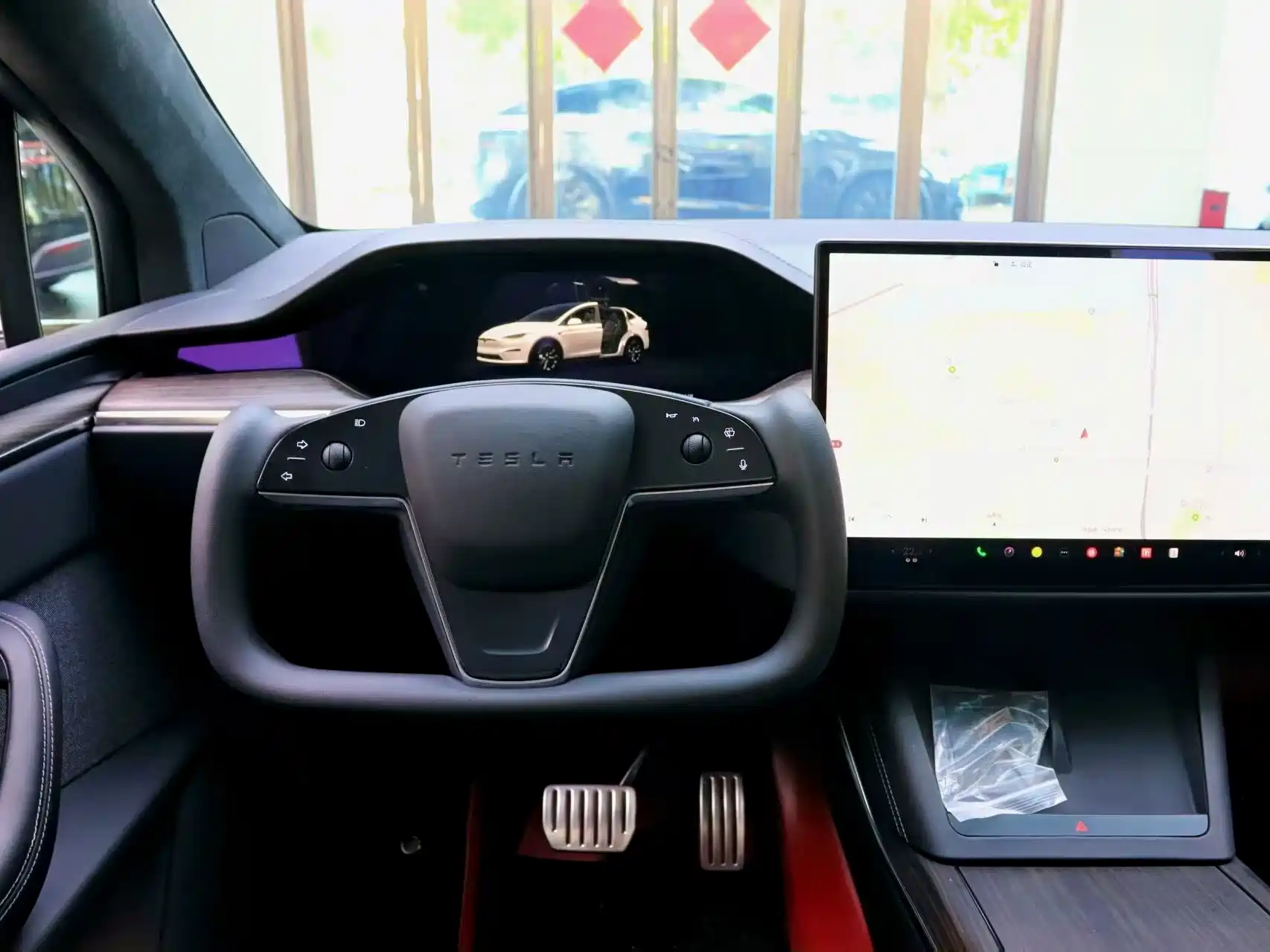 Фото 6 - Tesla Model X