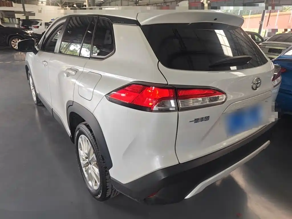 Toyota Corolla Cross 2023 2.0L Pioneer Edition фото 5