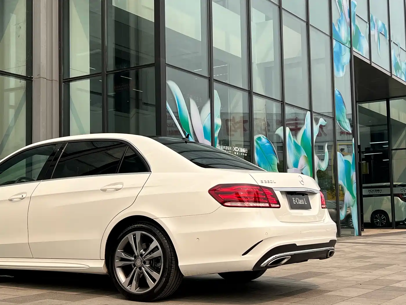 Mercedes-Benz E-Class 2015 Facelift E 260 L Sport фото 12