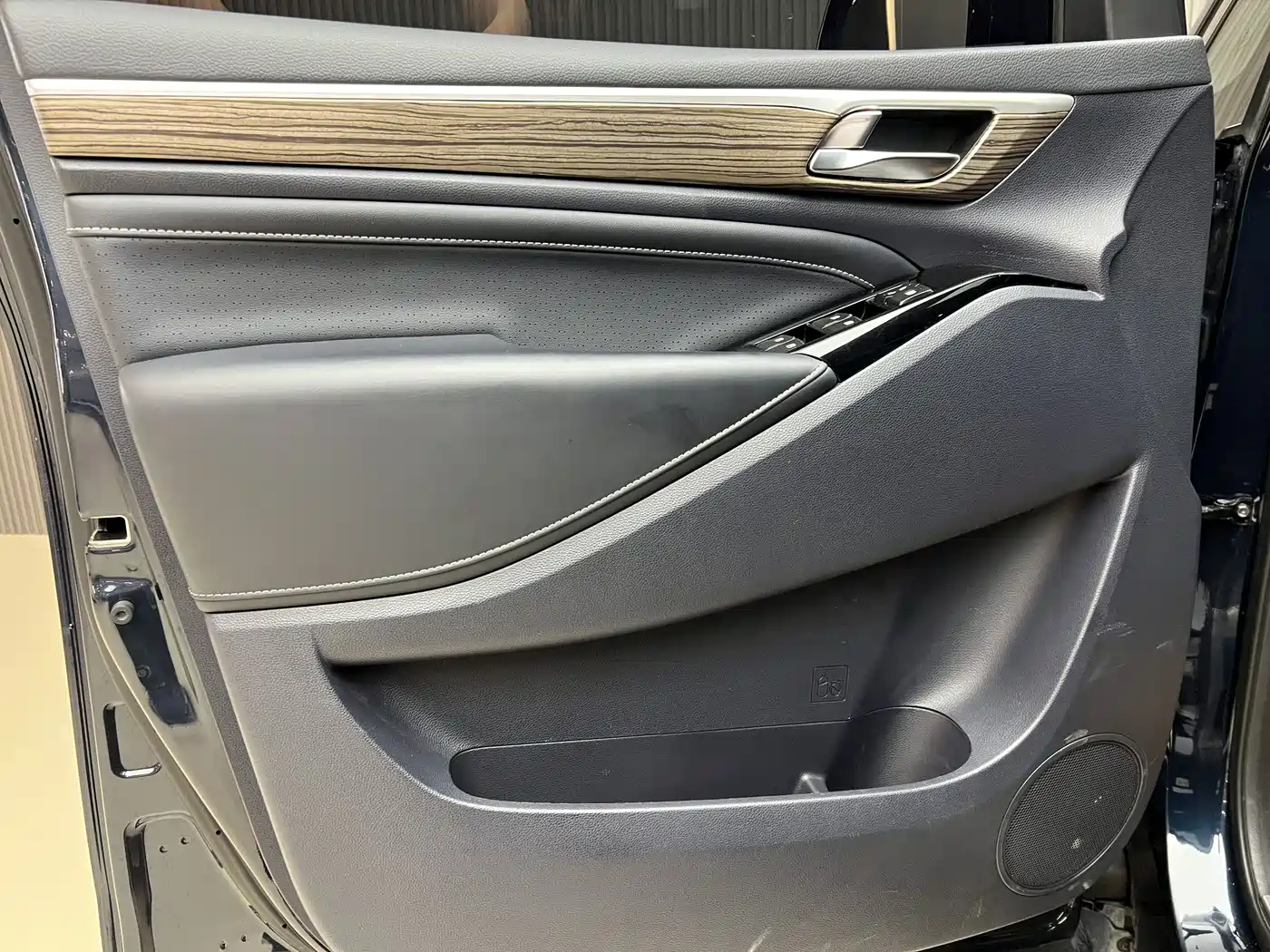  TRUMPCHI M8