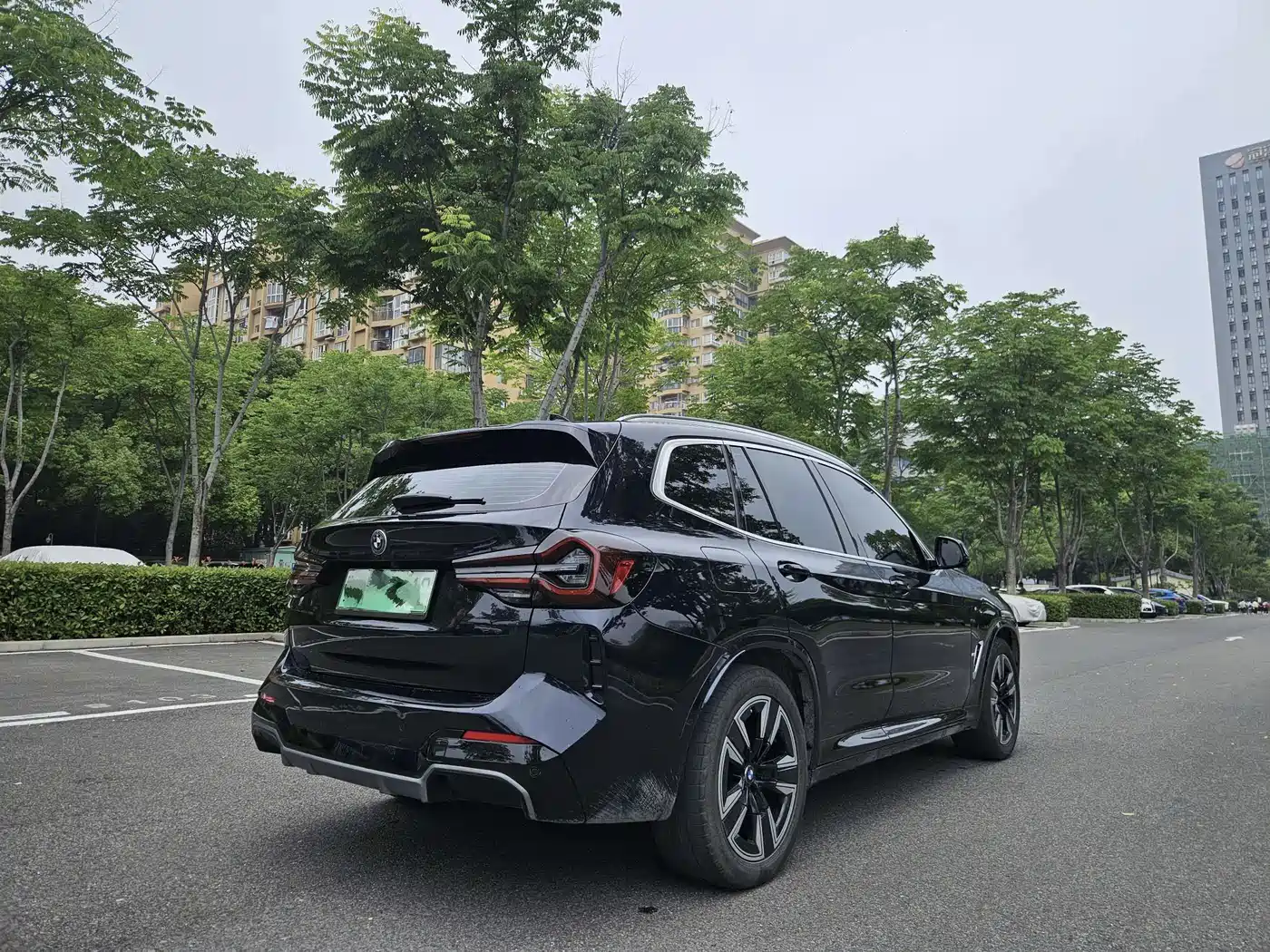 BMW iX3 2022 Innovation Leader фото 9
