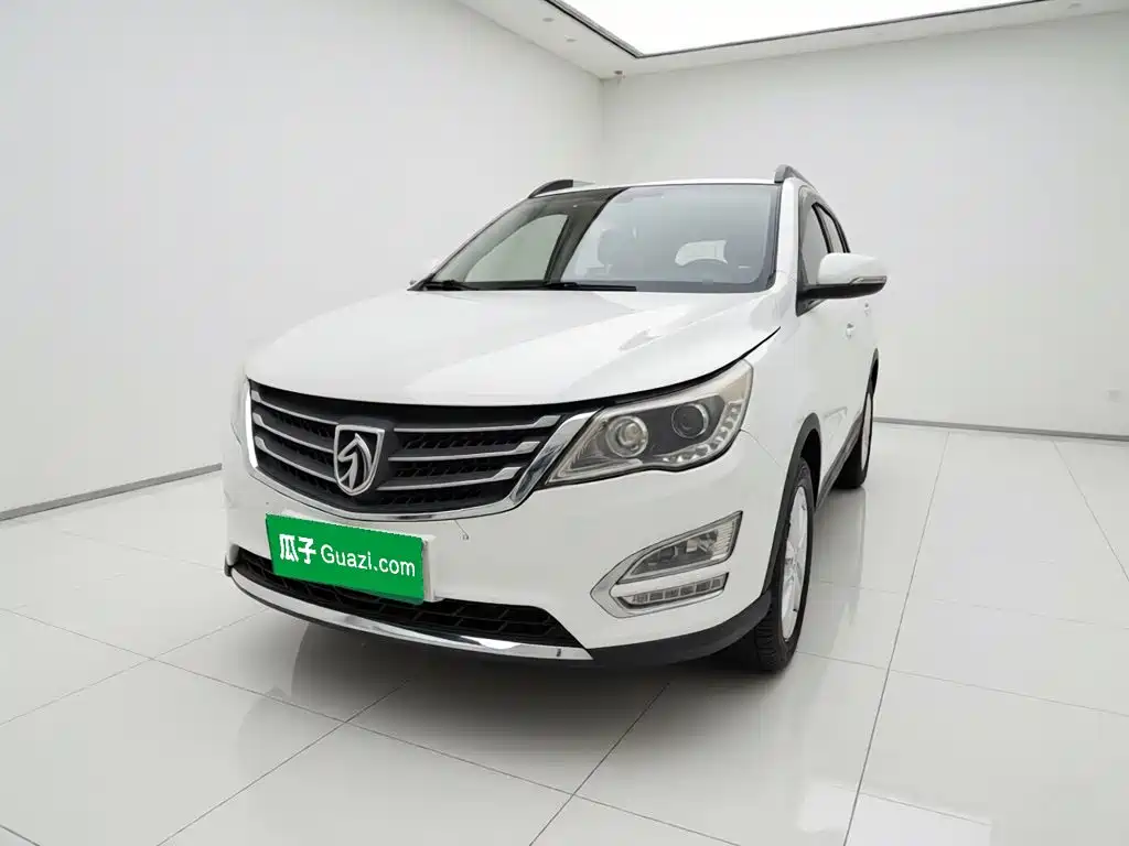 Baojun 560 2015 2015 1.8L Manual Comfort