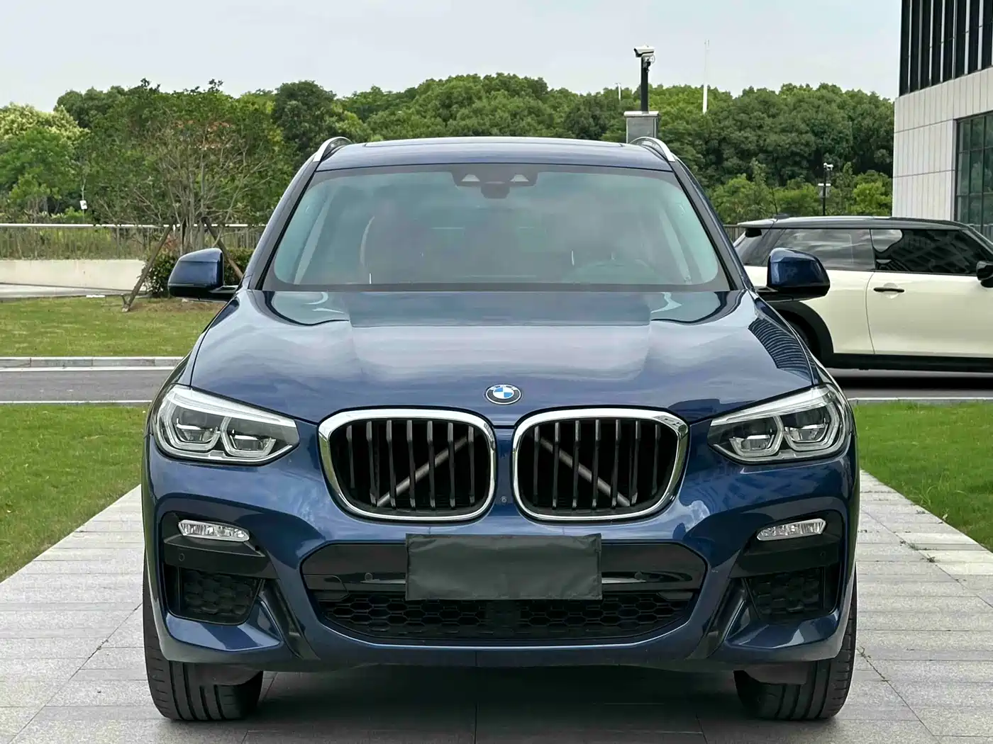 BMW X3 2018 xDrive30i Leading M Sport Package China V фото 2