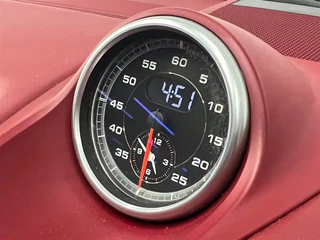 Porsche 718 2018 Cayman 2.0T фото 16
