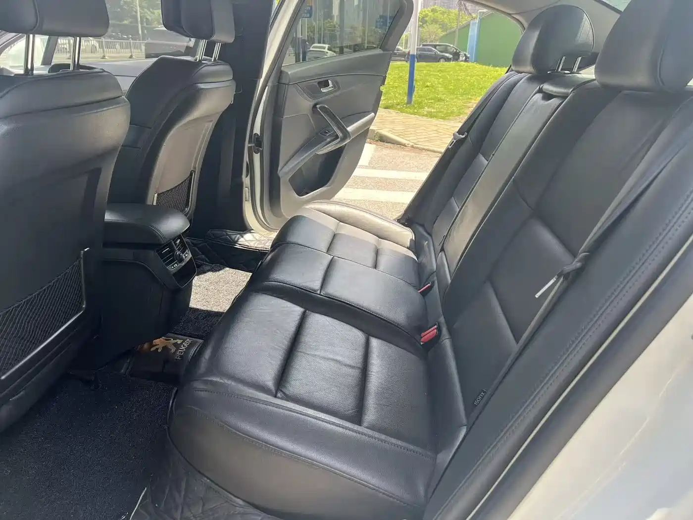 Peugeot 508 2015 1.6THP Auto Excellence Edition фото 12
