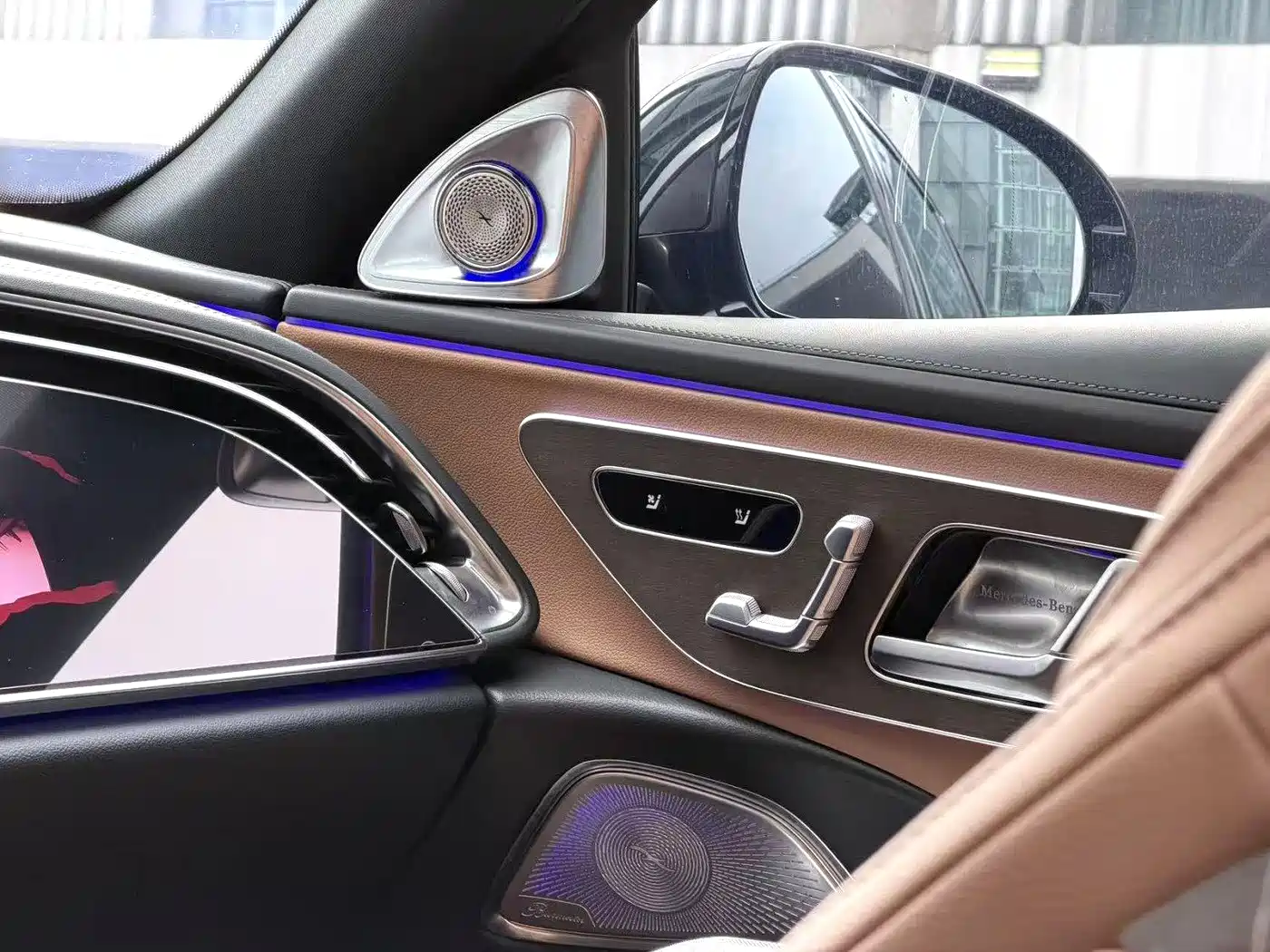 Mercedes-Benz E-Class 2025 E 300 L Luxury фото 9