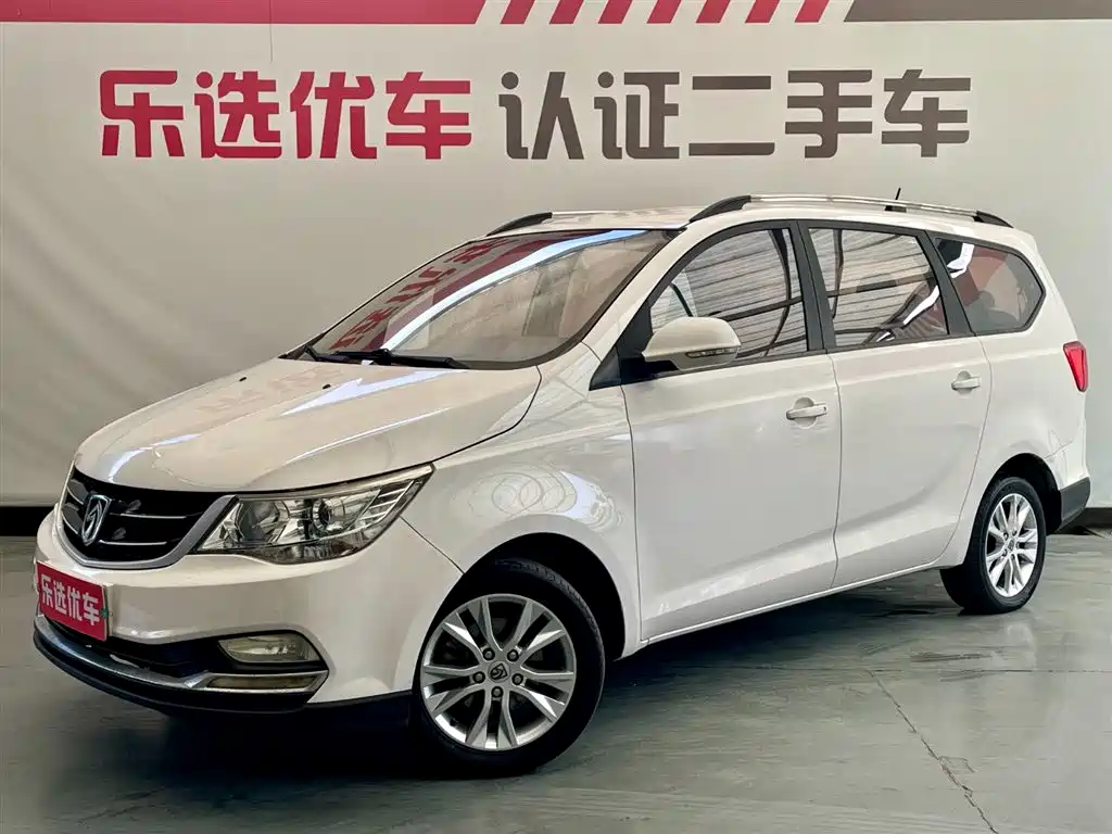 Baojun 730 2016 1.5L Manual Premium 7-Seater (China V)