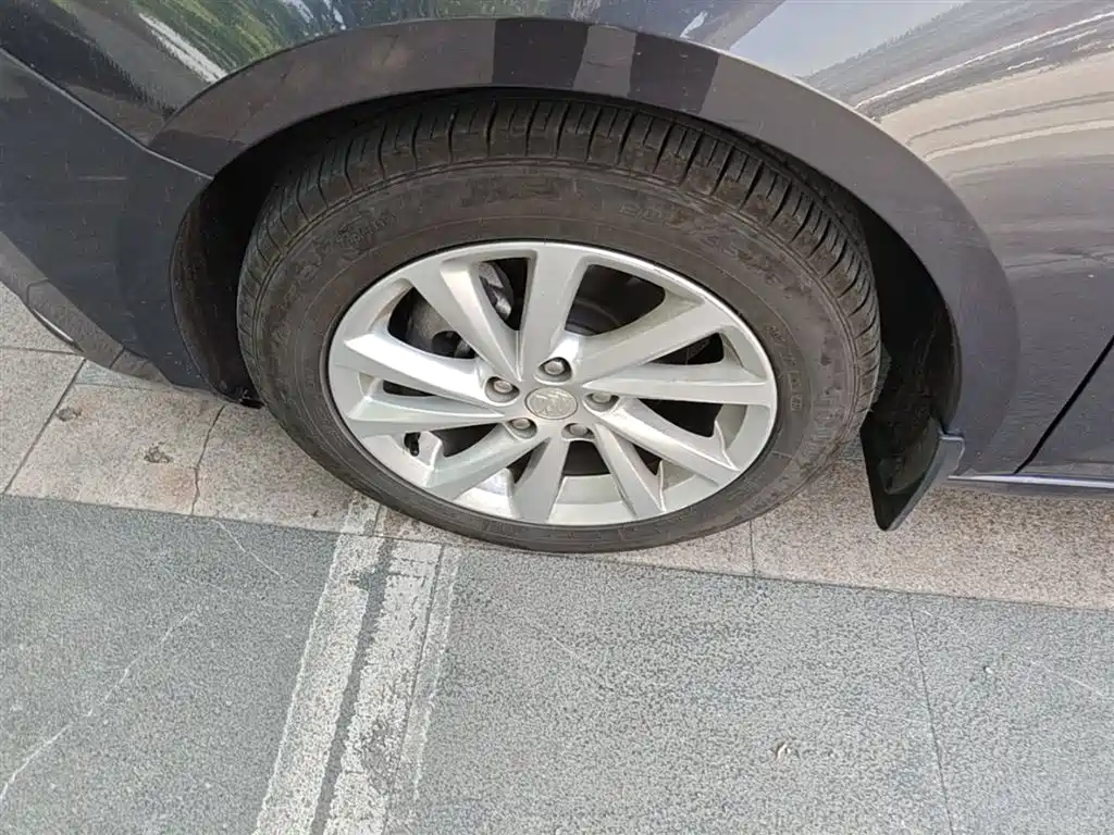 Buick Verano 2015 Sedan 15S Automatic Leading фото 23