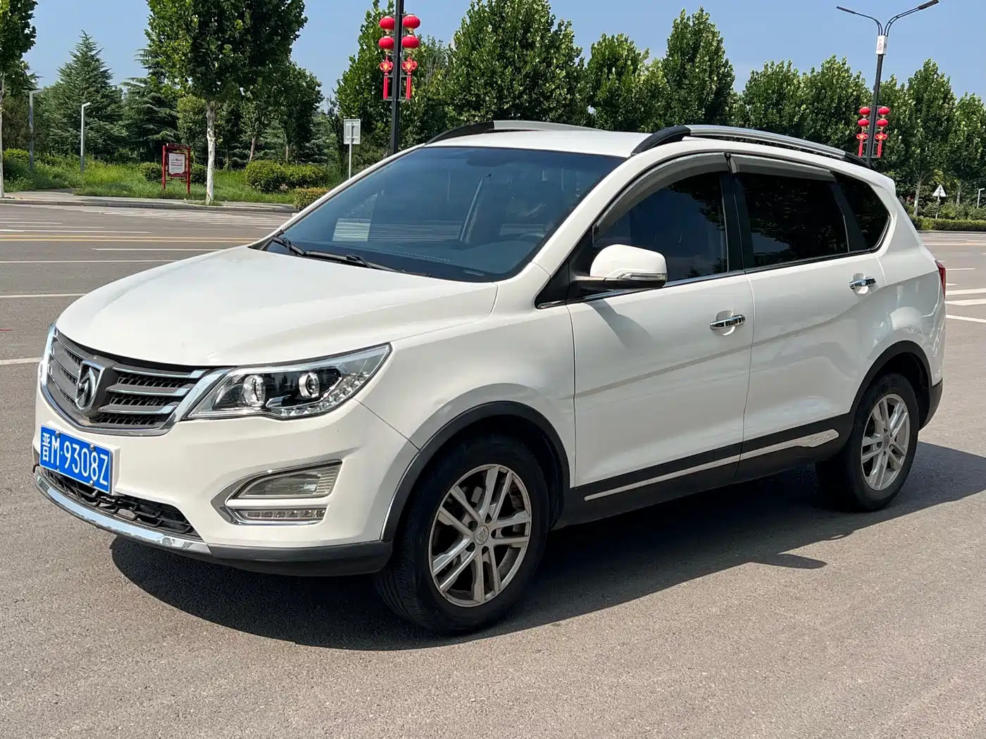 Baojun 560 2015 2015 1.8L Manual Elite