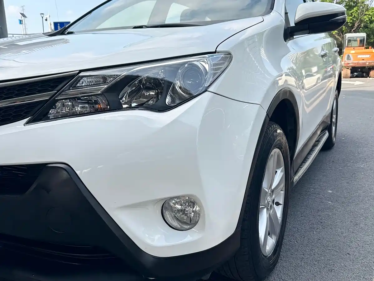 Toyota RAV4 Rongfang 2013 2.0L CVT 4WD Pioneer фото 10