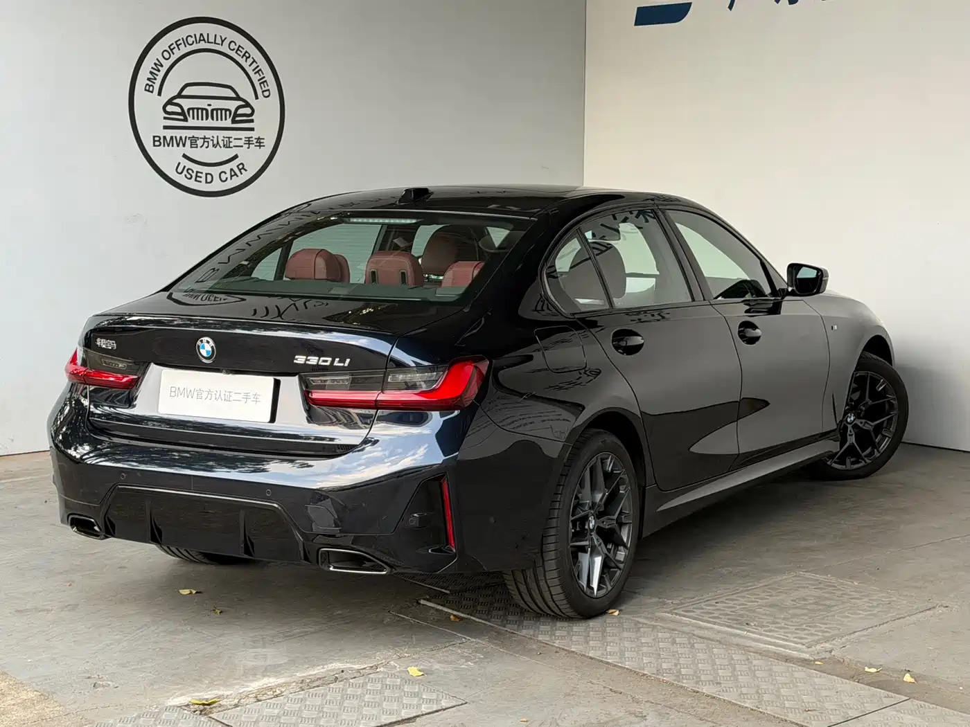 BMW 3 Series 2025 330Li Premium M Sport Night Edition фото 4