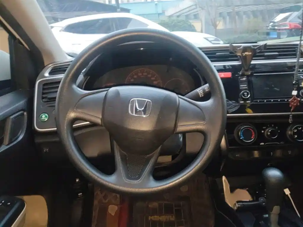 Honda Greiz 2018 2016 1.5L CVT Classic Edition