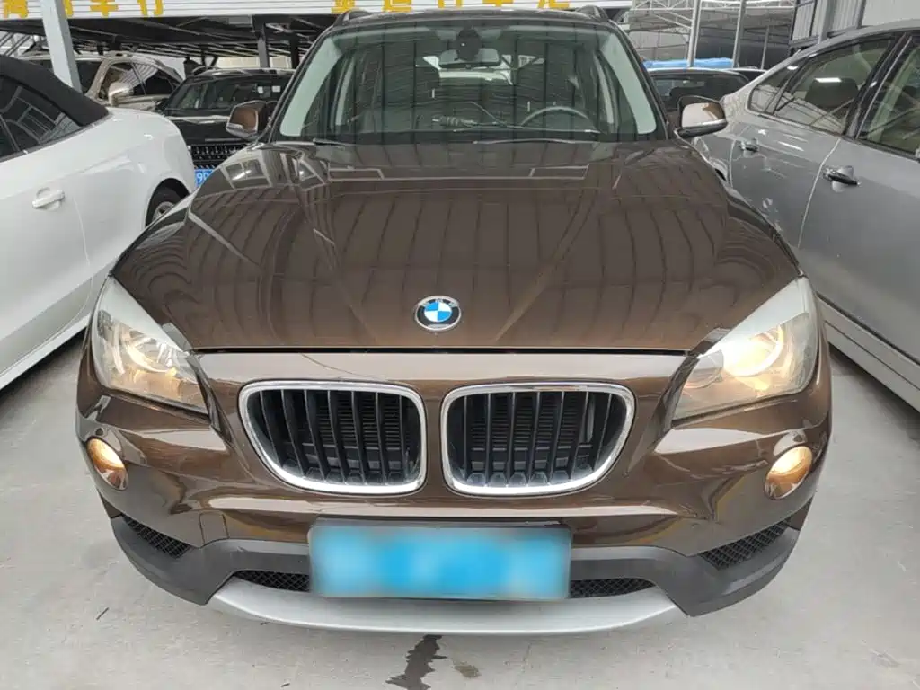 Фото 3 - BMW X1
