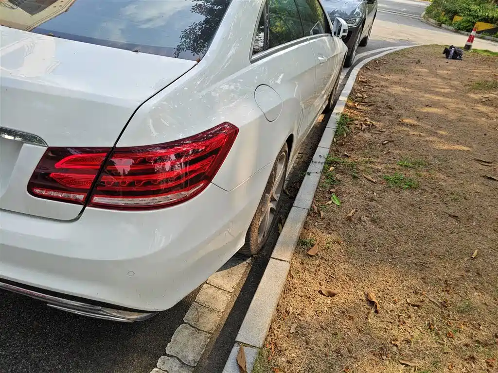 Mercedes-Benz E-Class (Import) 2014 E 200 Coupe фото 24