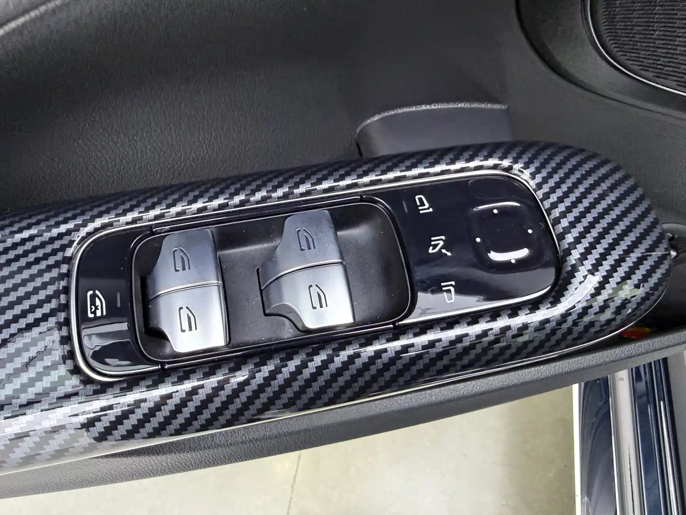 Mercedes-Benz C-Class 2025 C 260 L Sport Edition фото 18