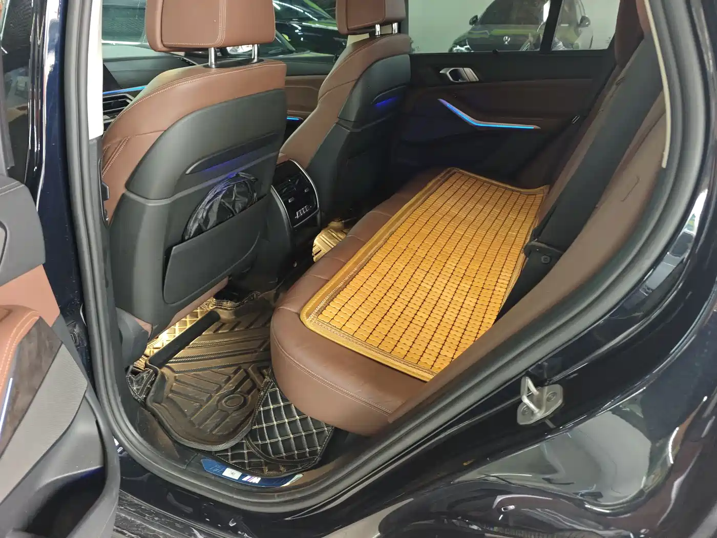 BMW X5 (Import) 2020 xDrive40i Premium M Sport Package фото 8