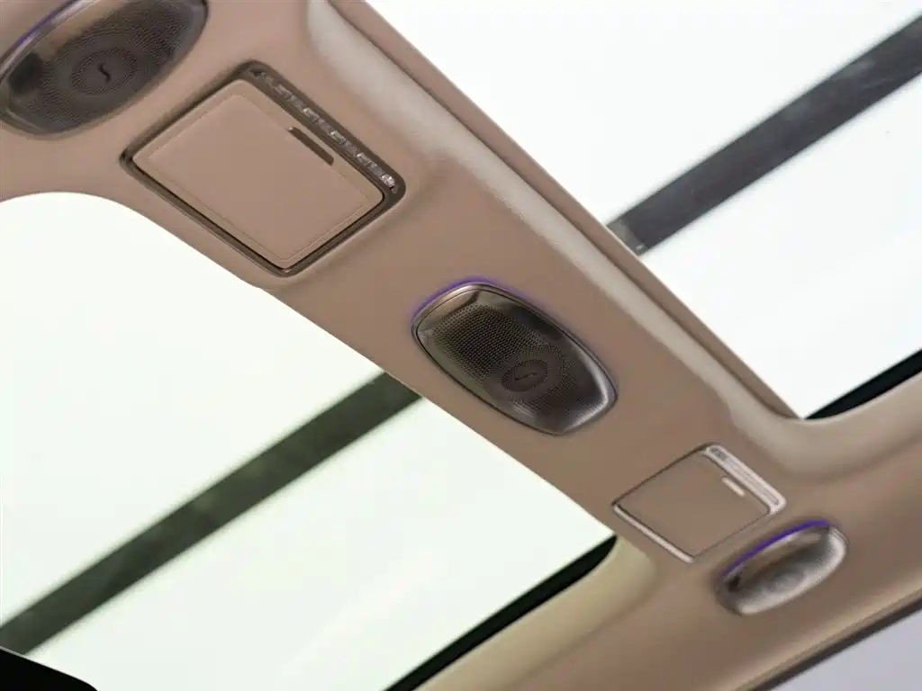 Mercedes-Benz Maybach S-Class 2018 Model S 680 фото 14