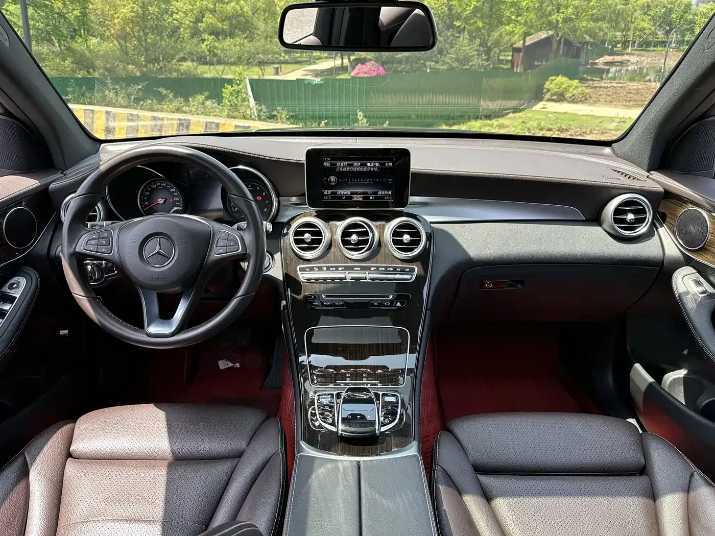 Mercedes-Benz GLC 2017 GLC 260 4MATIC Dynamic фото 9