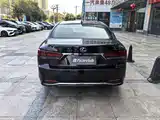 Фото 16 - Lexus LS
