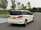 Фото 16 - Nissan Quest