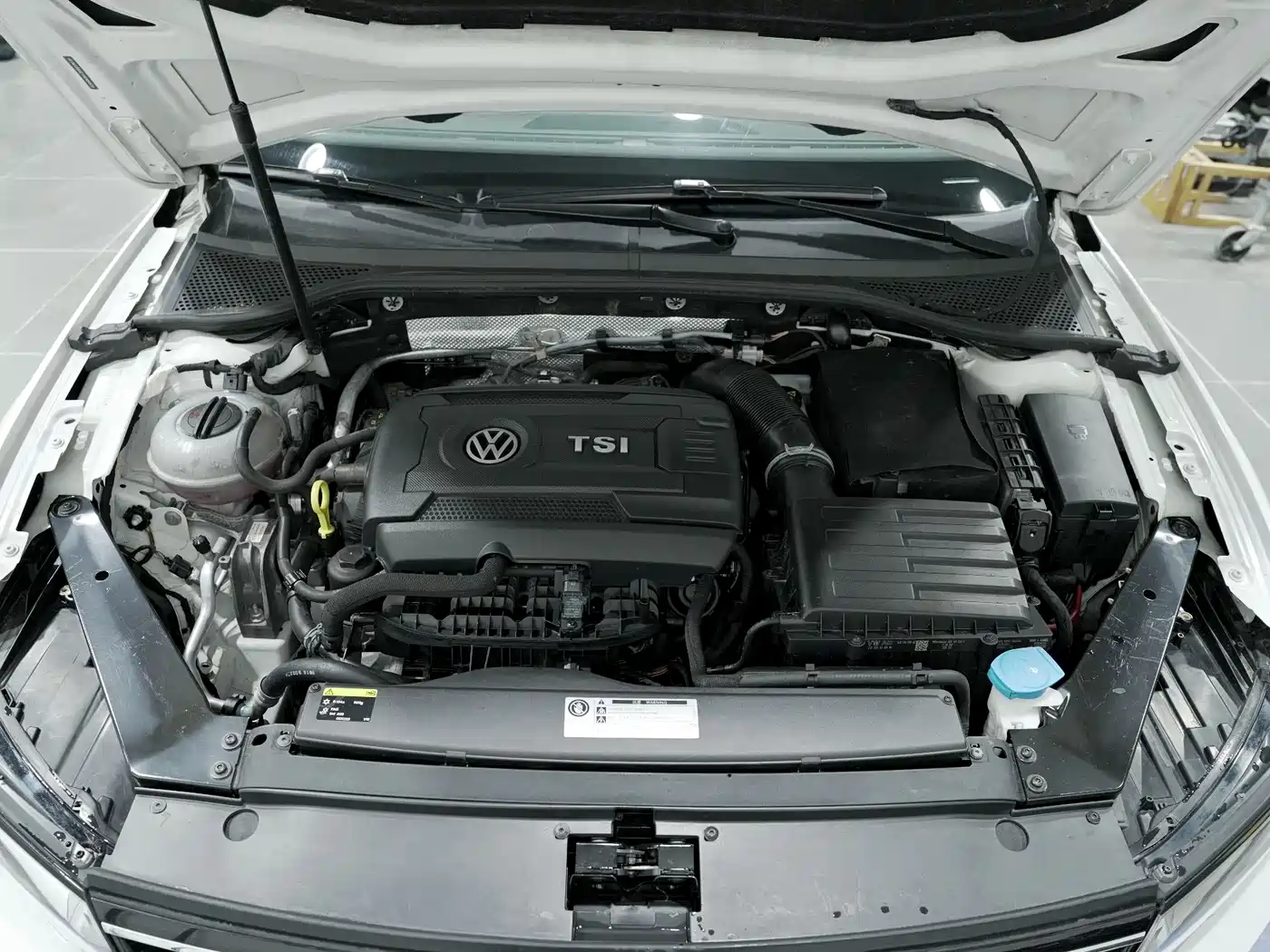 Volkswagen Weilan 2016 380TSI 2WD Comfort Edition фото 23