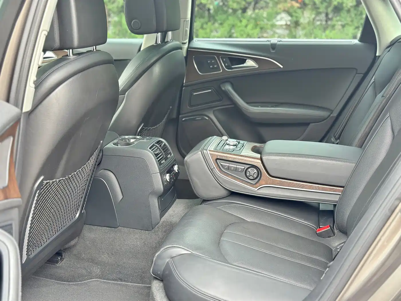 Photo 33 - Audi A6L